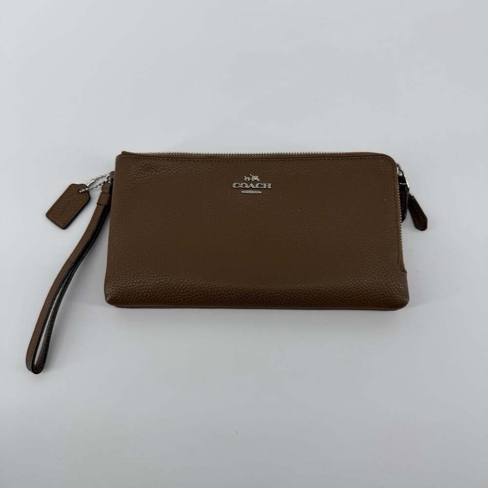 COACH Womens Double Zip Wallet In Pebble Leather Saddle Brown Wristlet